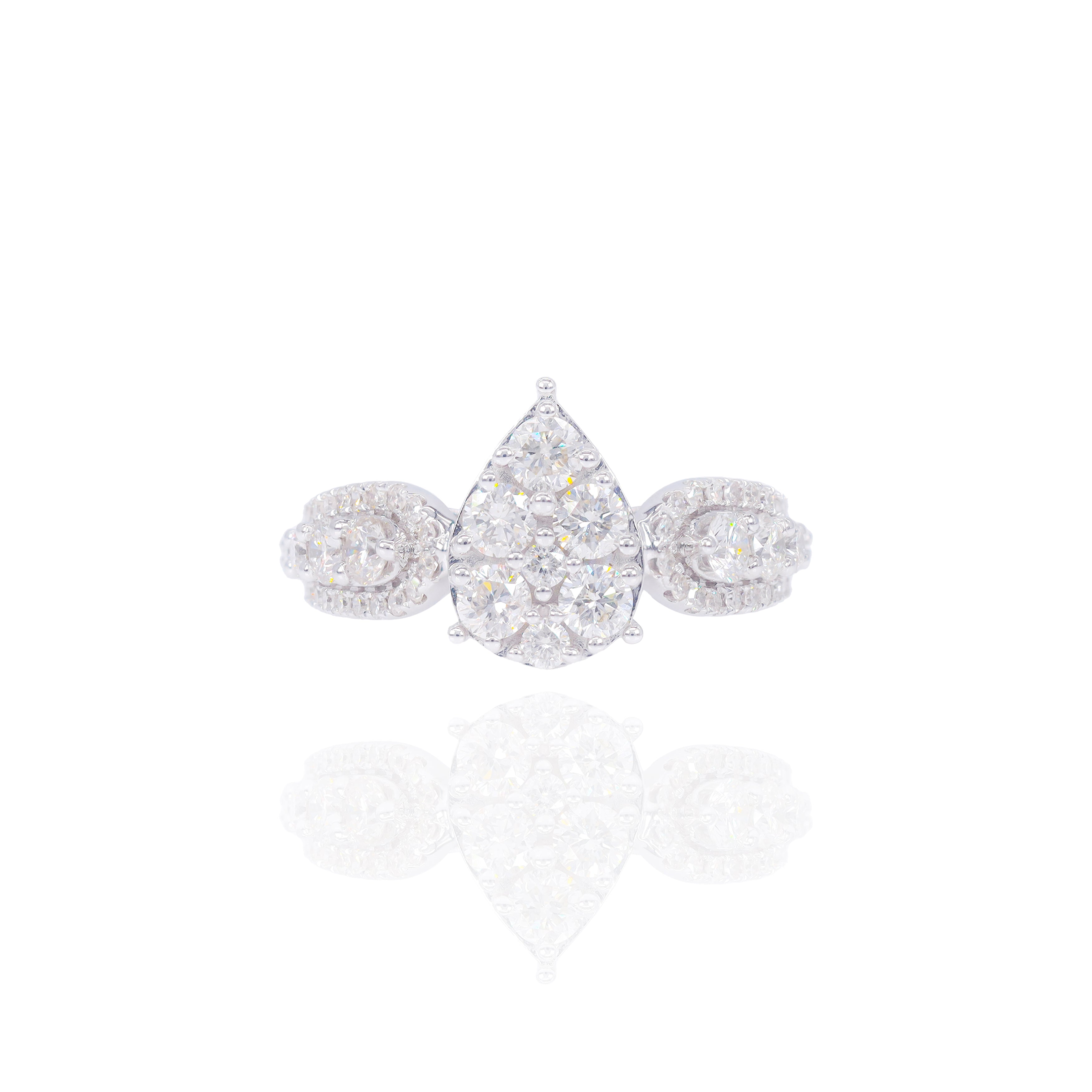 Pear Shape Diamond Engagement Ring & Band
