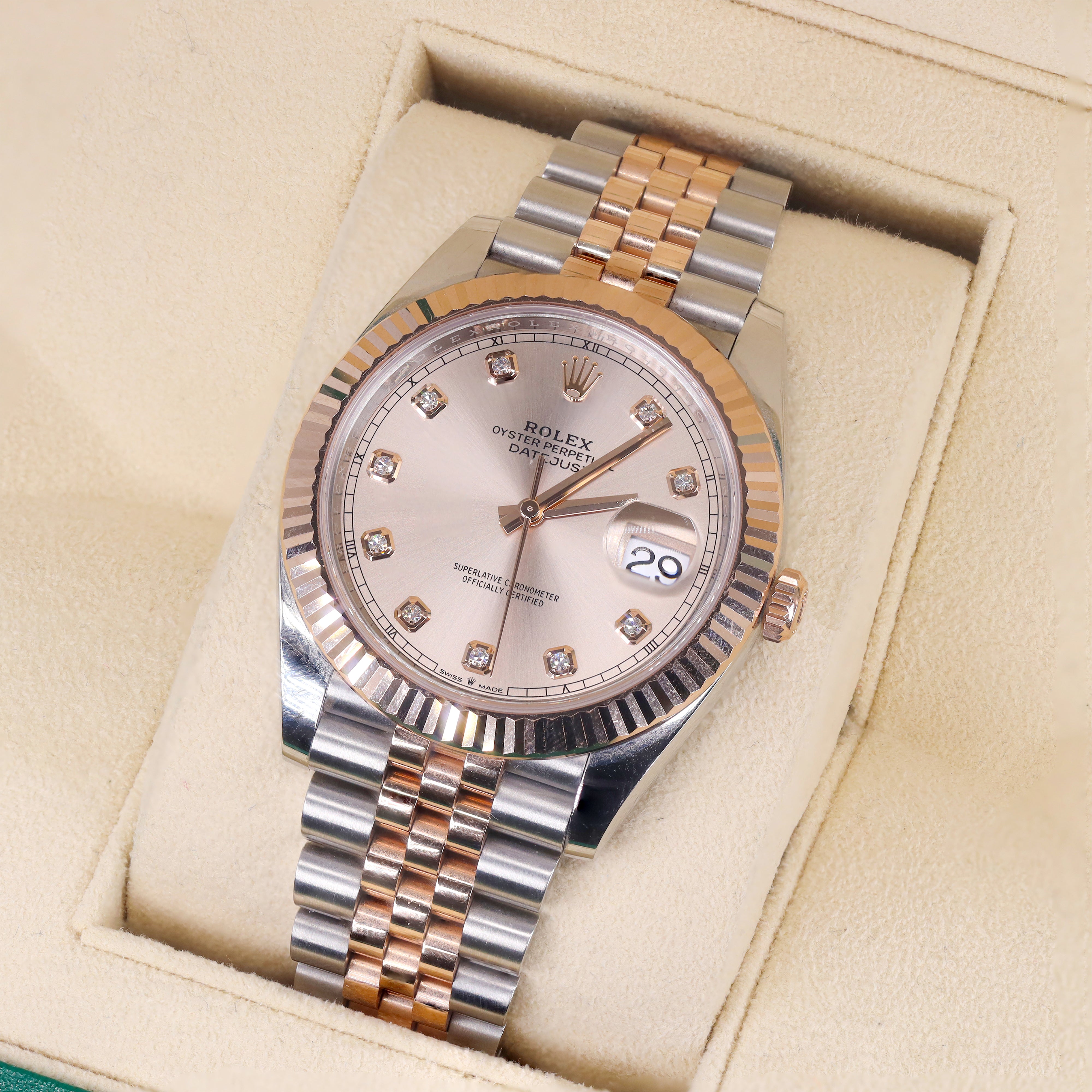 Rolex Datejust 41mm 126331 Jubilee Two-Tone 18K Gold Fluted Bezel & SunDust Diamond Dial