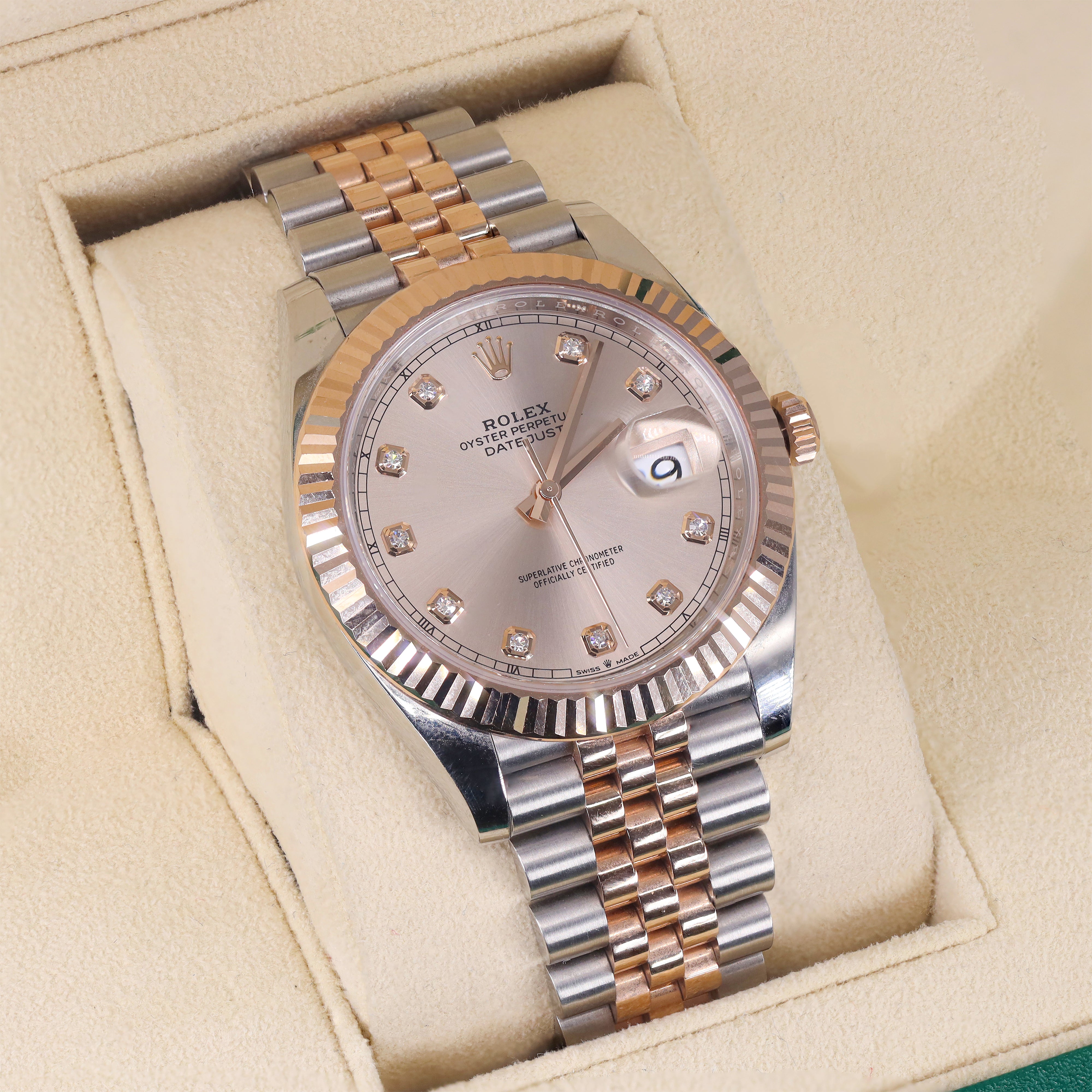 Rolex Datejust 41mm 126331 Jubilee Two-Tone 18K Gold Fluted Bezel & SunDust Diamond Dial