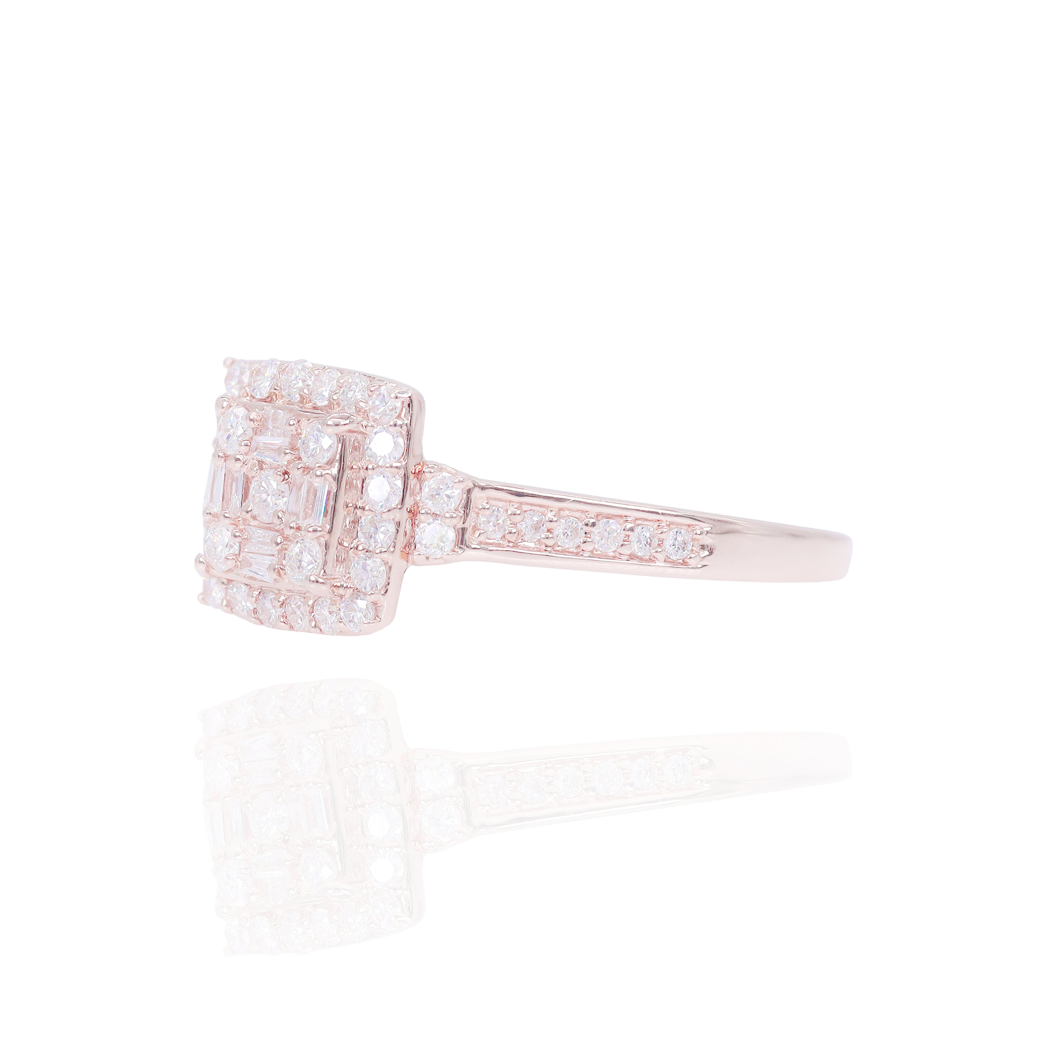 Princess Shape Diamond Engagement Ring w/ Diamond Halo