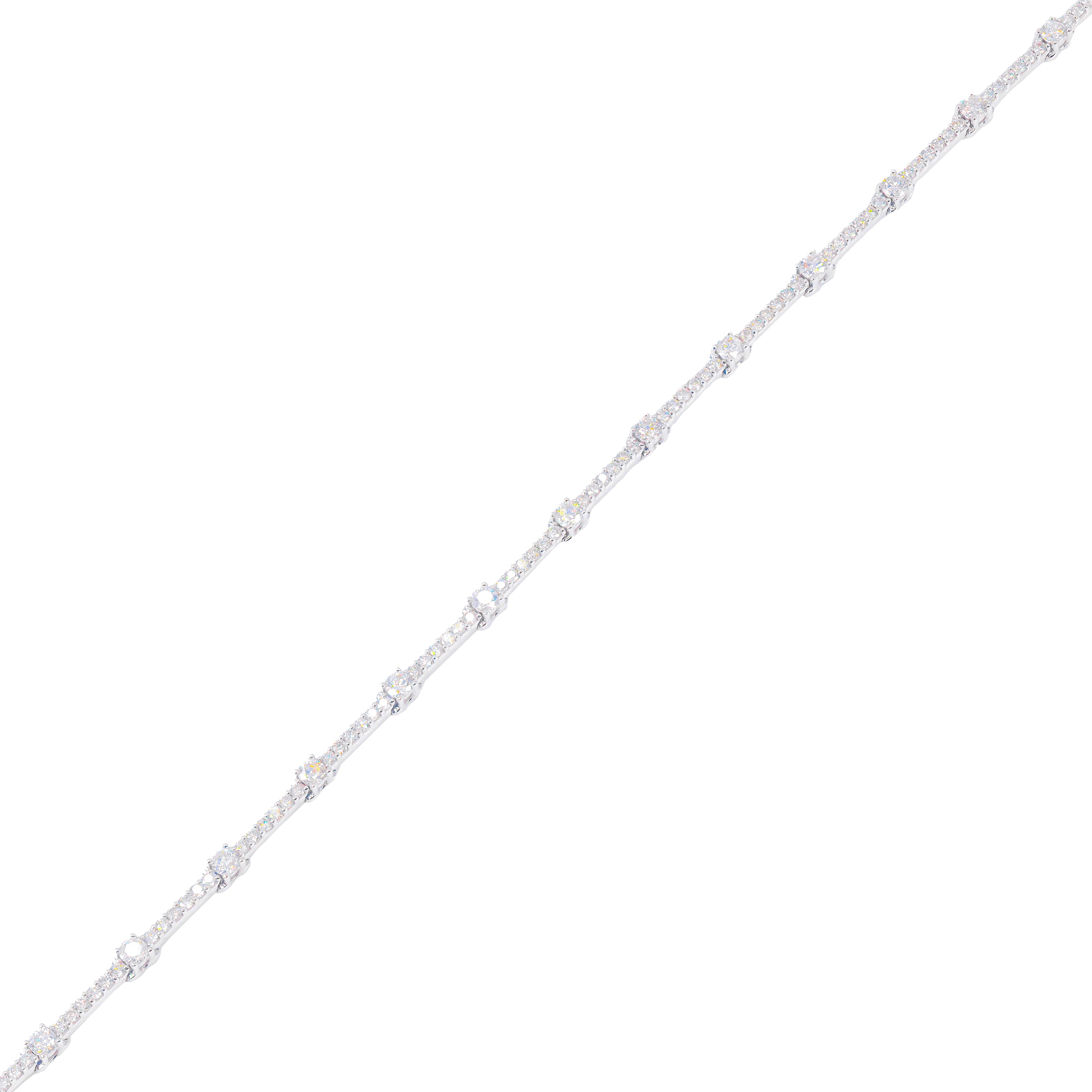 Round Diamond Tennis Bracelet with 6-Pointer Diamond Links